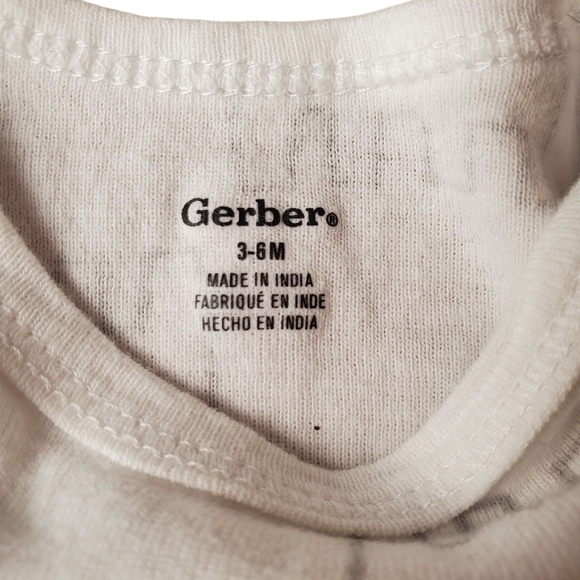 White Baby Gerber Onesie With Gray Elephant Print. 3-6 mo. B0024 - Picture 2 of 9